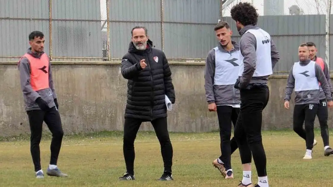 'Elazığspor, Cüneyt Biçer´le 9 haftada 1 galibiyet aldı'