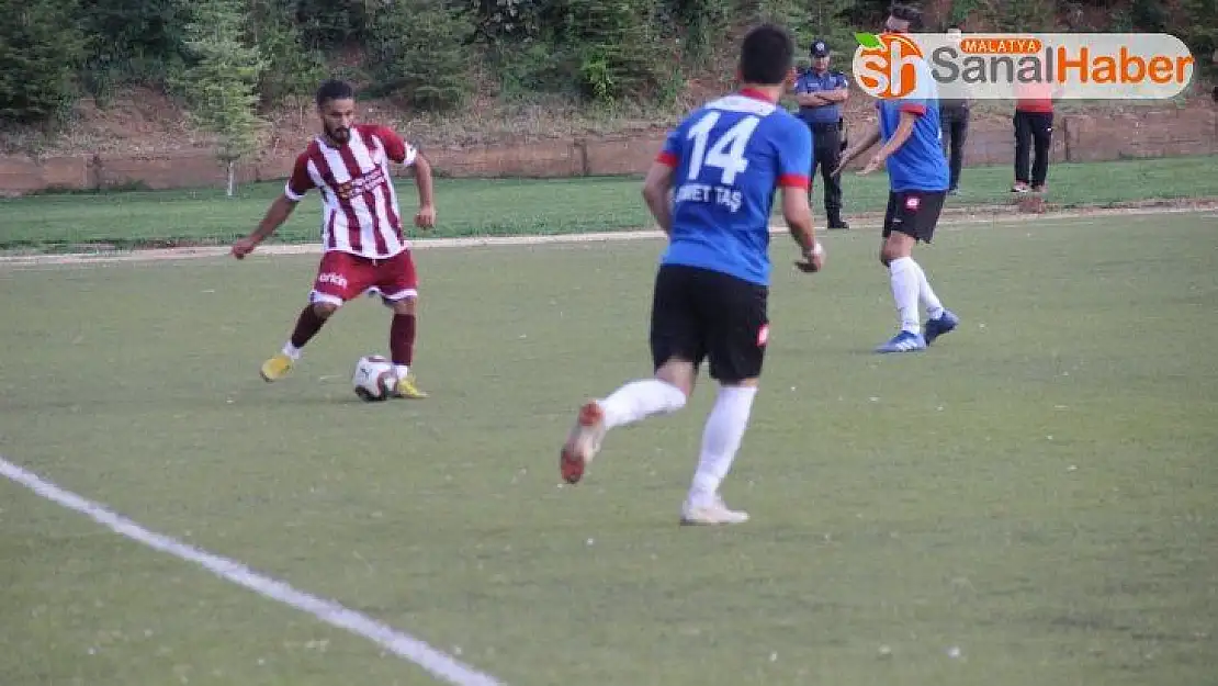 Elazığspor'da Eren 2,5 ay sahalardan uzak kalacak