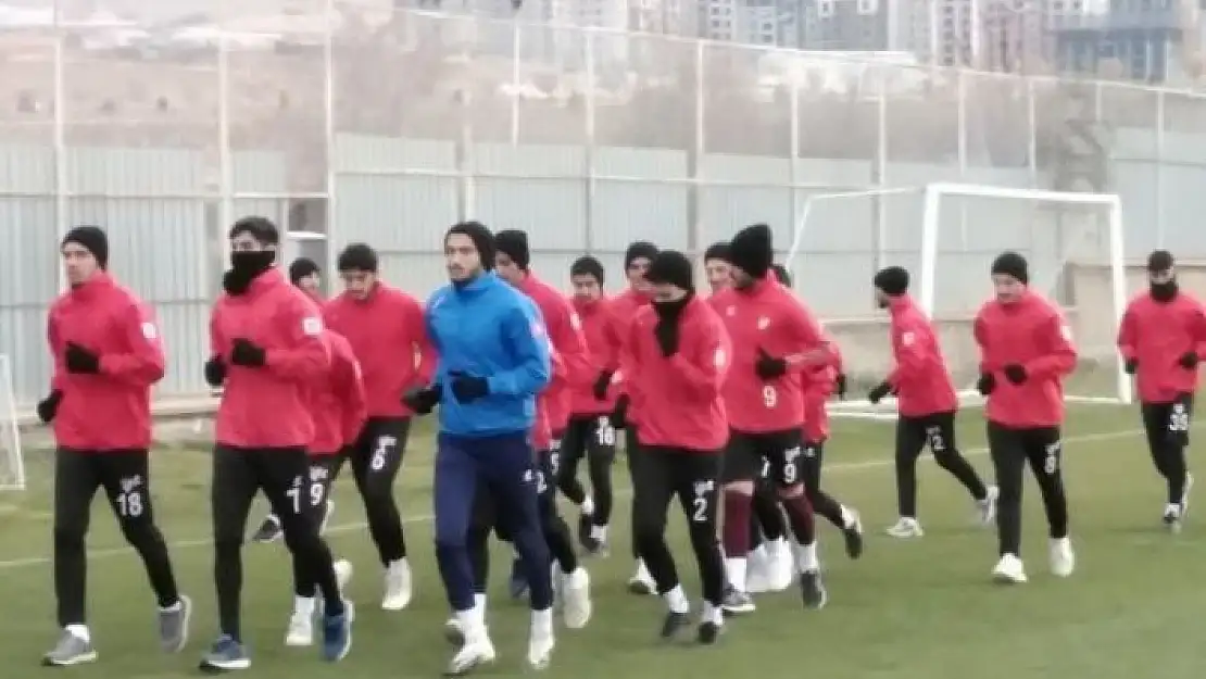 'Elazığspor´da ikinci yarı hazırlıkları başladı'