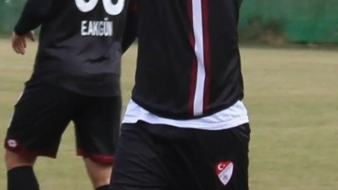 'Elazığspor´da Ömer Faruk takımı sırtladı'