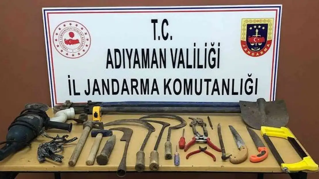 'Elektrik direği ve deprem sensör kablosunu çalan hırsızlar tutuklandı'