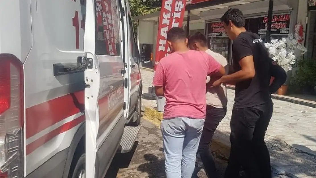 'Elektrikli bisiklet kavunların olduğu arabaya çarptı: 1 yaralı'