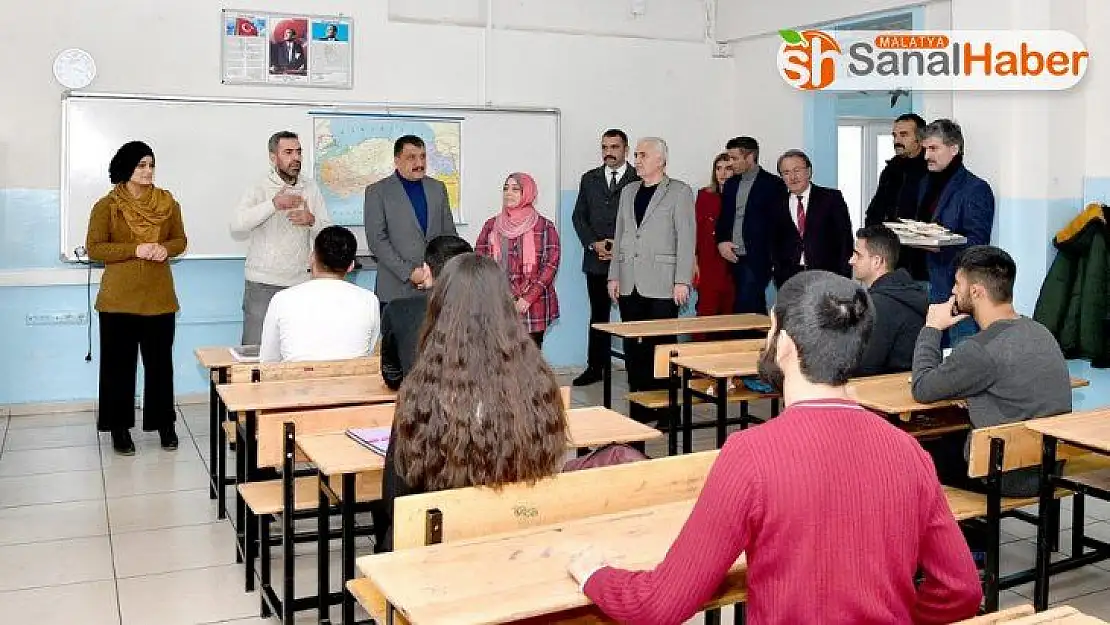 Engellilere ücretsiz EKPSS kursu açıldı