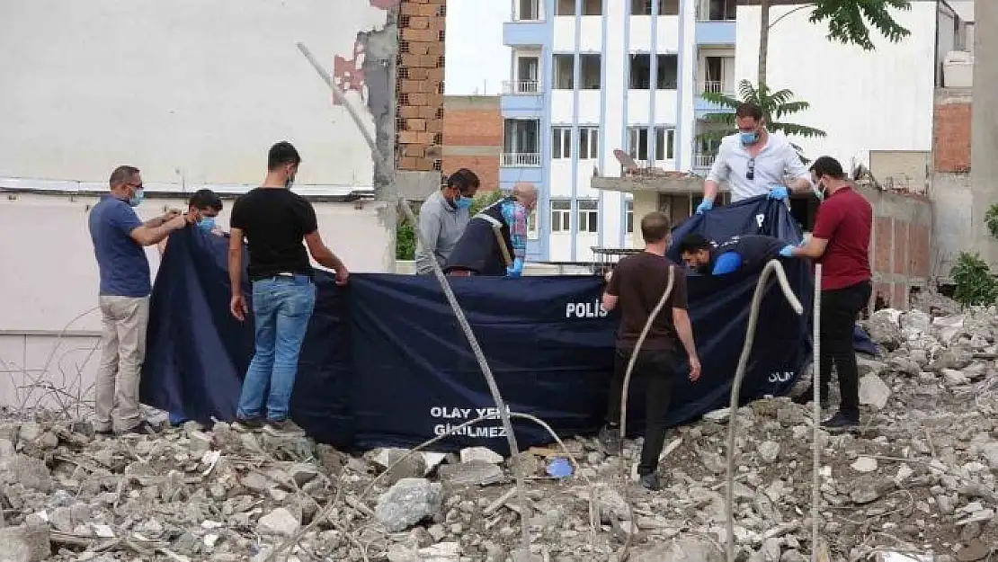 'Enkazdan çıkarılan cesedin kimliği belirlendi'