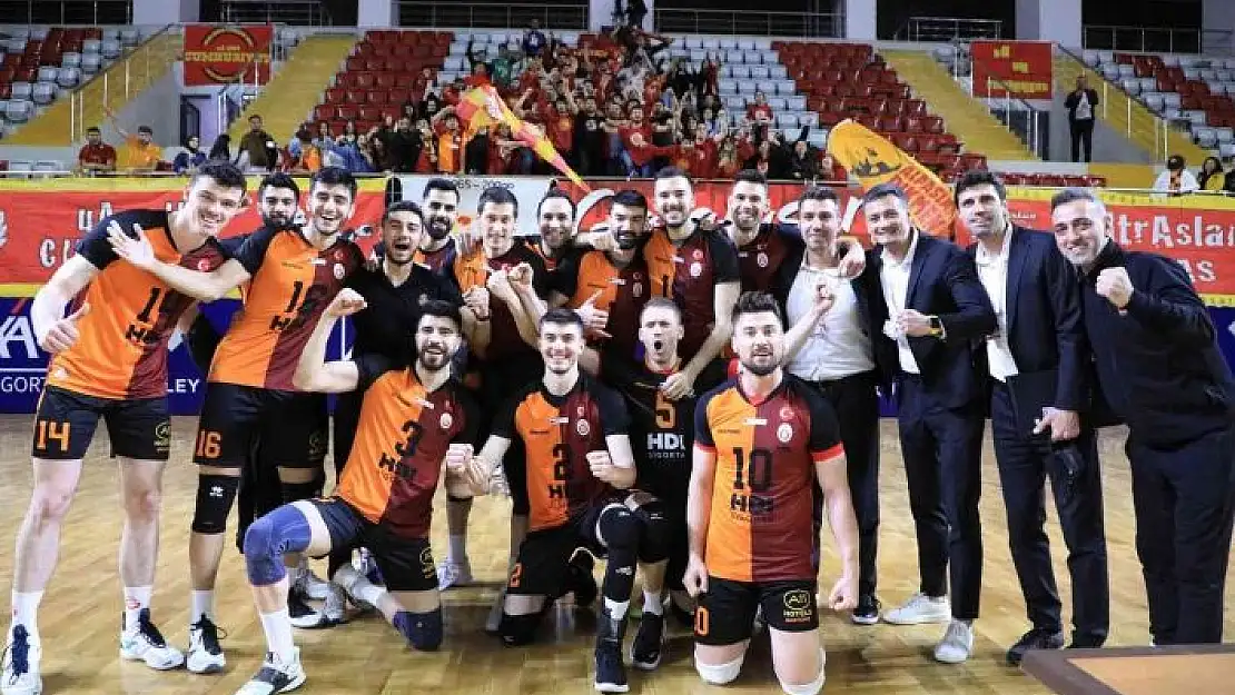 'Erkekler Kupa Voley´de ikinci finalist Galatasaray oldu'