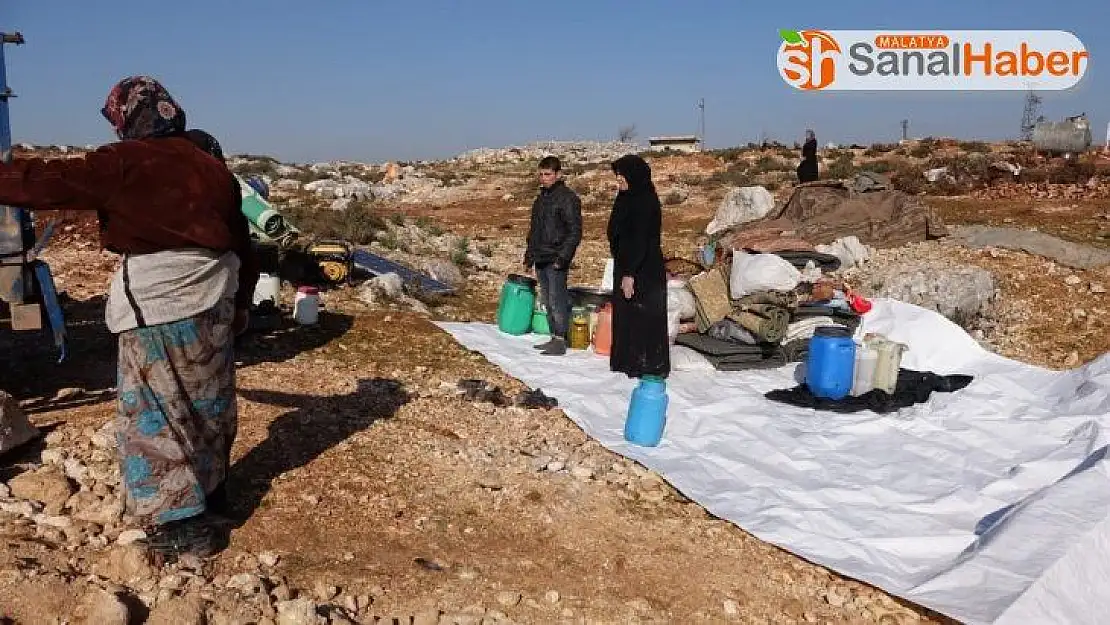 Esad'ın saldırılardan kaçan siviller kalacak çadır bile bulamıyor