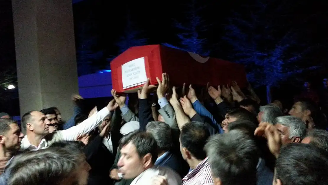 ŞEHİT POLİSİN CENAZESİ BABA OCAĞINDA