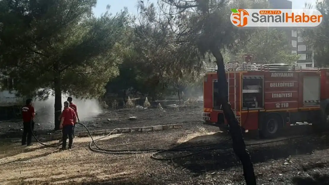 Eski polis özel harekat binası bahçesinde korkutan yangın