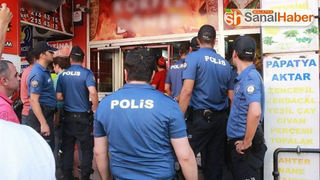 Esnaflar arasında kavga