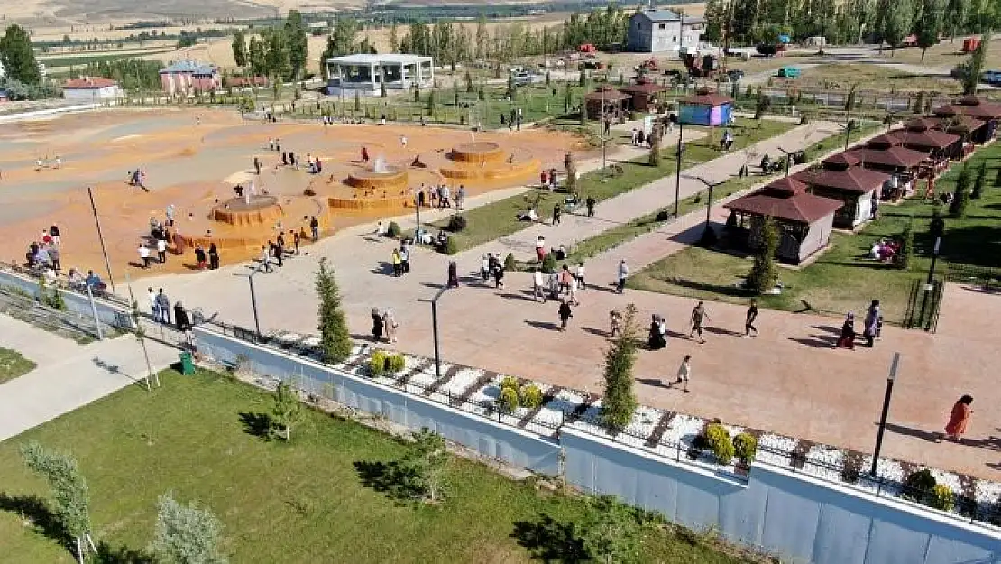 'Eşsiz manzarasıyla Altınkale ziyaretçi akınına uğruyor'