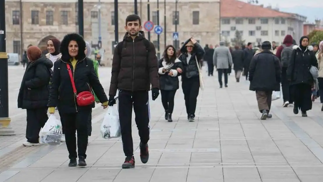 'Evlilik kredisi bekarları umutlandırdı, evlilere ''keşke'' dedirtti'