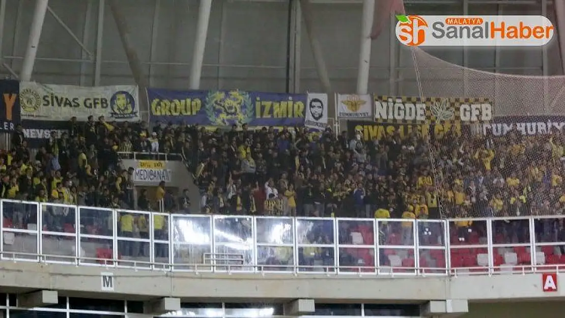 Fenerbahçeliler biletleri anında tüketti