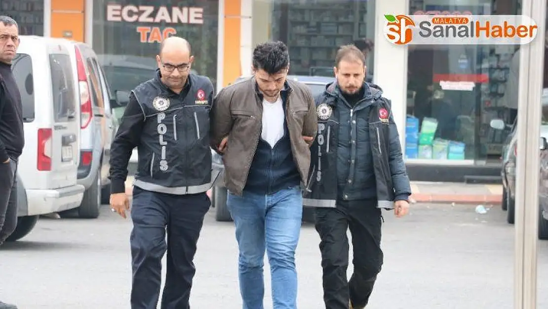 FETÖ'den ihraç edildi uyuşturucu satarken yakalandı
