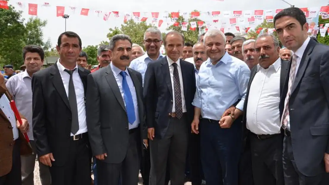 TUNCAY ÖZKAN'DAN BAŞKAN KIZILDAŞ'A ZİYARET