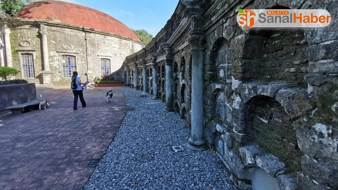 Filipinler'deki depremde 5 kişi öldü