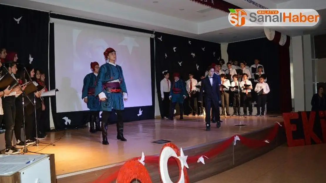 Final Okulları'nda Cumhuriyet coşkusu