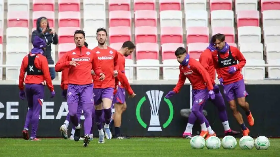 'Fiorentina, Sivasspor maçı hazırlıklarını tamamladı'