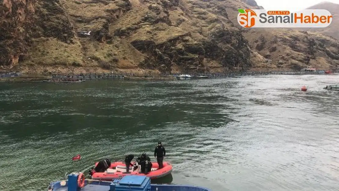 Fırat Nehri'nde kaybolan sürücü bir haftadır aranıyor