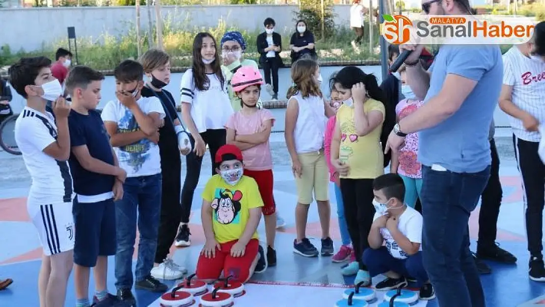 Floor Curling ile eğlendiler