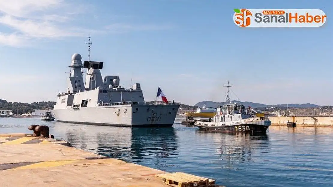 Fransa'nın Atlantik Okyanusu'ndan gelen uçak gemisinde 668 personelde korona virüs çıktı
