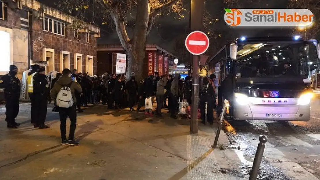 Fransız polisi Paris'teki göçmen kampını tahliye etti