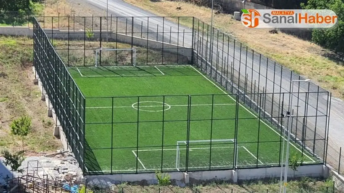 Futbol, voleybol ve basketbol sahalarının yapımı tamamlandı