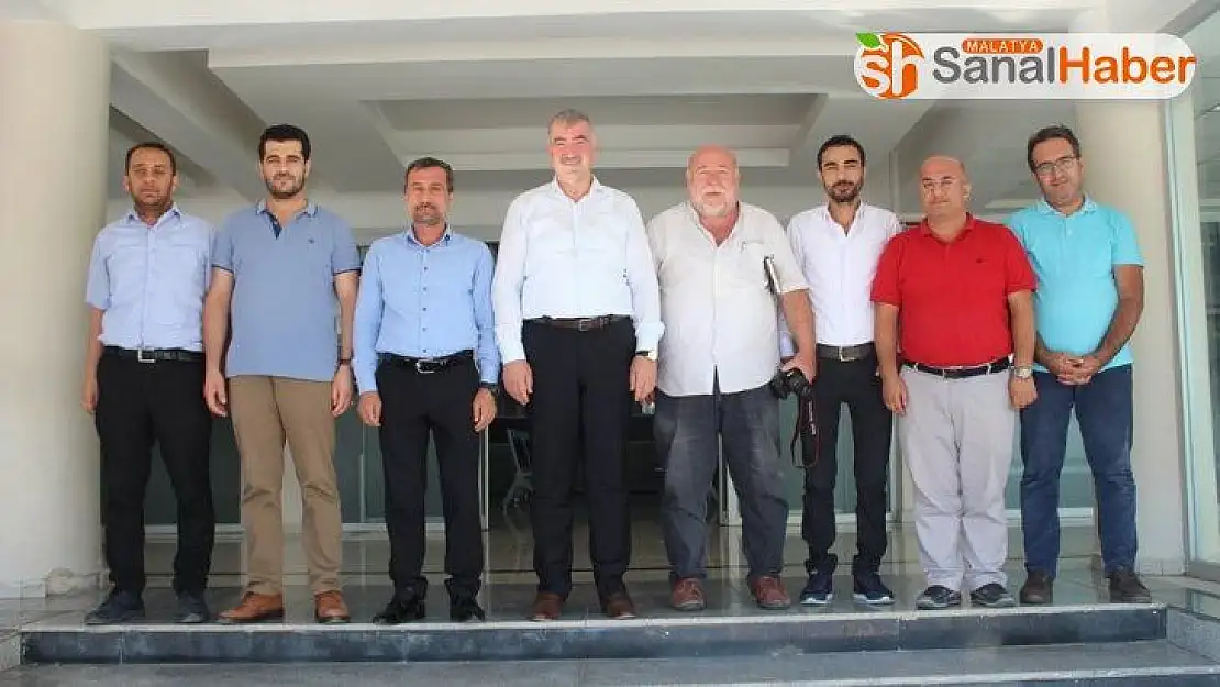Gazeteciler ve yazarlar Başkan Turanlı ile bir araya geldi