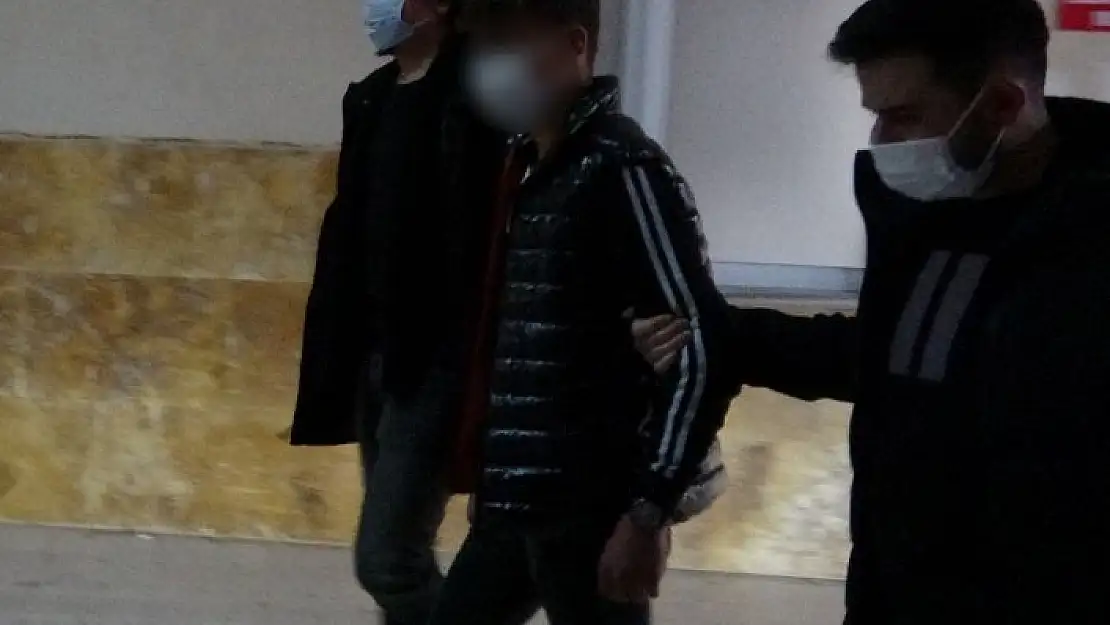 'Gençler arasındaki küfür kavgası hastanede bitti: 1 yaralı'