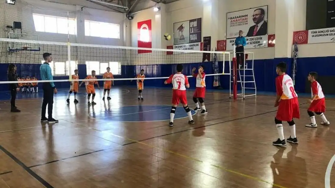 'Gençler voleybolda şampiyonlar belli oldu'