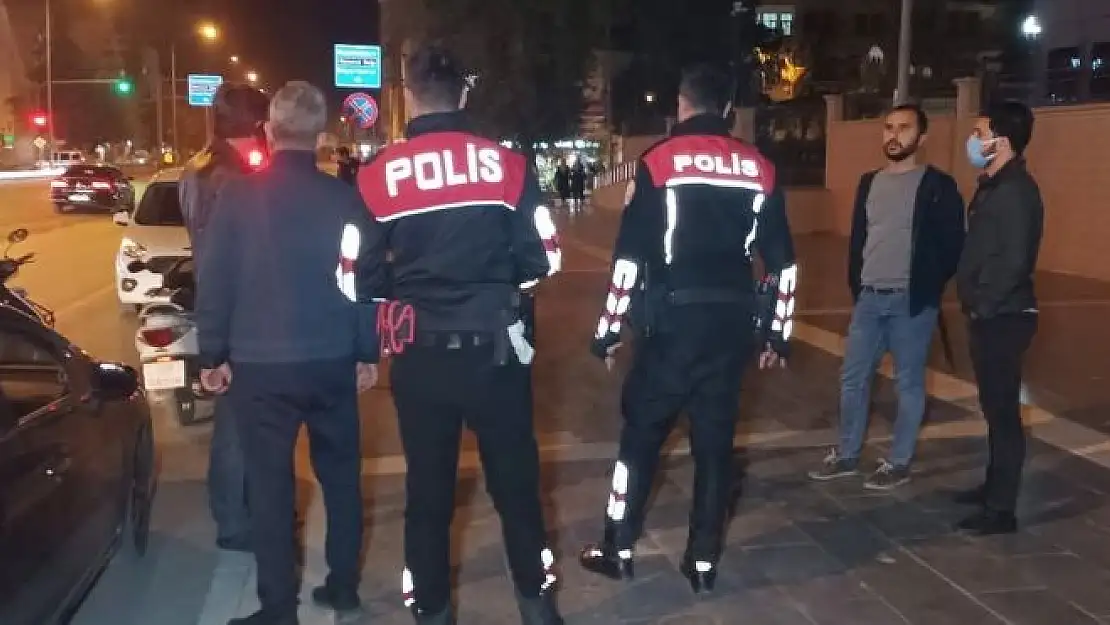 'Gençlerin kavgasına polis ekipleri müdahale etti'