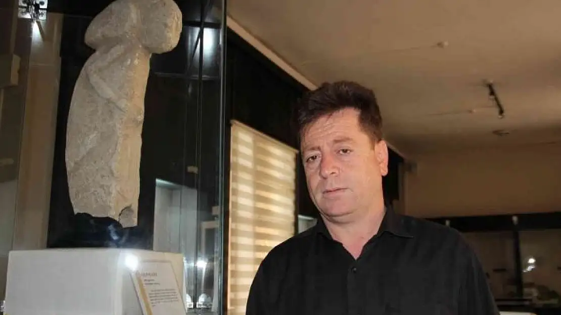 'Göbeklitepe ile çağdaş `T´ biçimli kült heykel merak uyandırıyor'