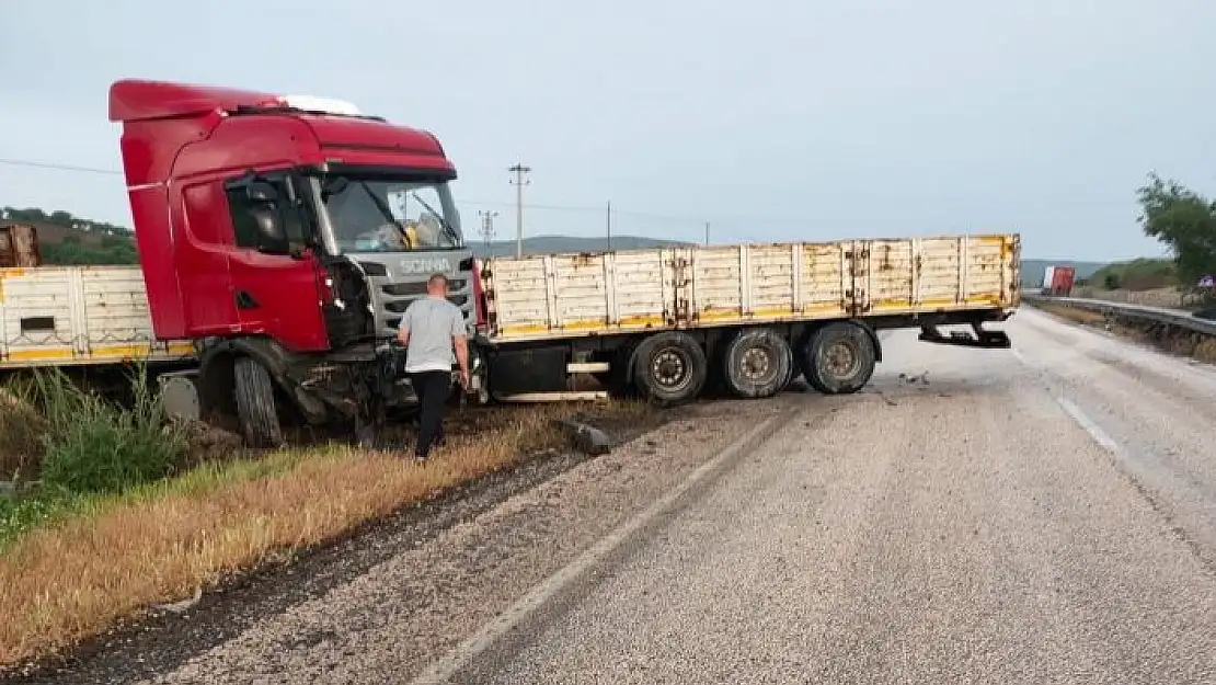 'Gölbaşı ilçesinde tır şarampole girdi: 1 yaralı'