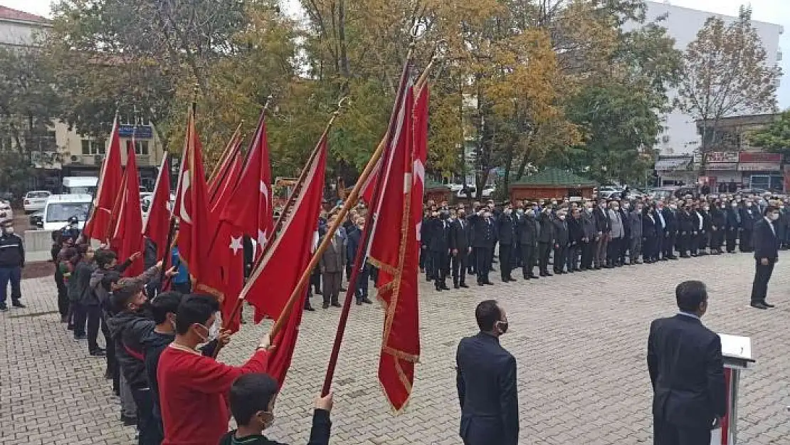 'Gölbaşı´nda 10 Kasım Atatürk´ü anma töreni düzenlendi'