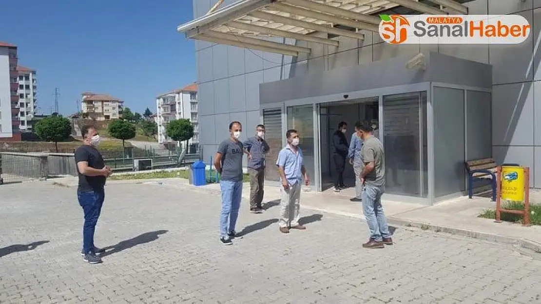Gölbaşı'nda berber ve kuaförlere Covid-19 testi yapıldı