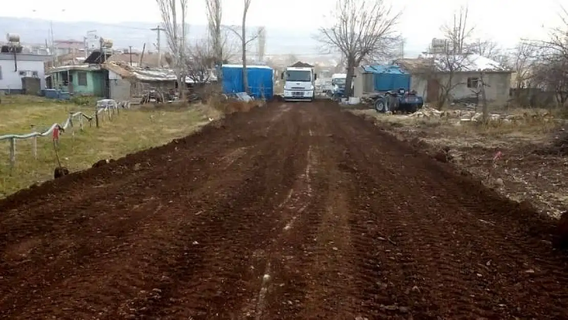 'Gölbaşı´nda mahallelere yeni yollar açılıyor'