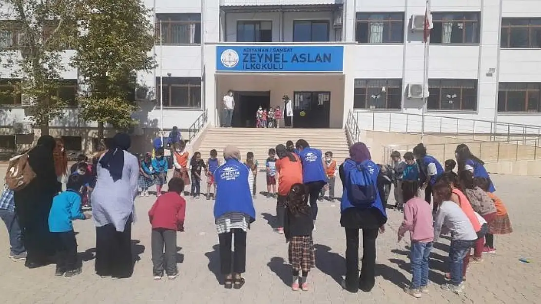 'Gönüllü gençler hem eğlendi hem de eğlendirdi'