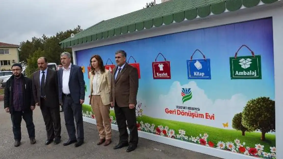Yeşilyurt Belediyesi Bir Ay İçinde 15 Geri Dönüşüm Evini Hizmete Sunacak