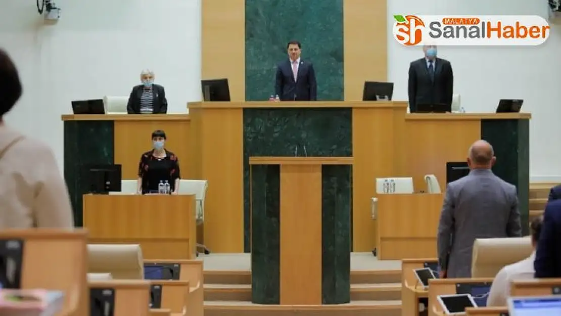 Gürcistan'da seçim sistemi değişti