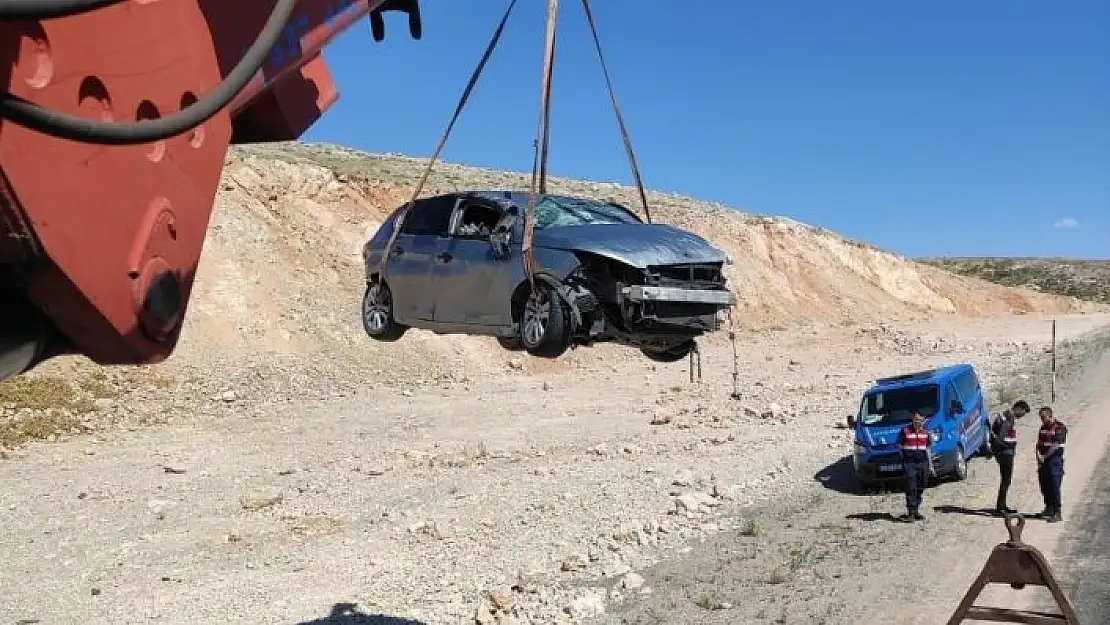'Gürün´de otomobil takla attı: 2 yaralı'