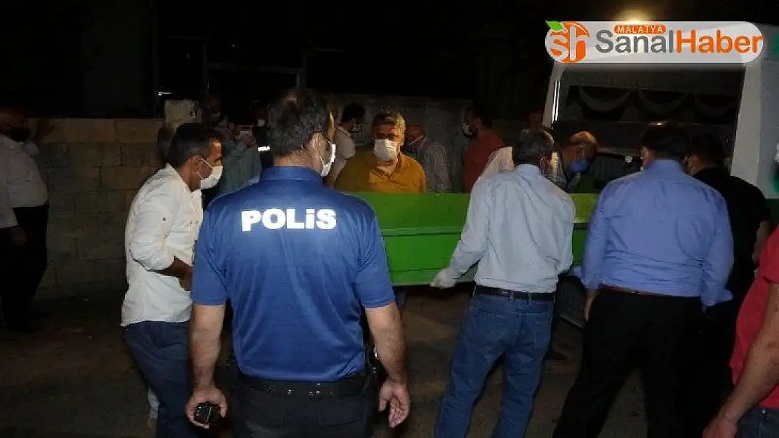Güvercinlerinin yanında ölü bulundu