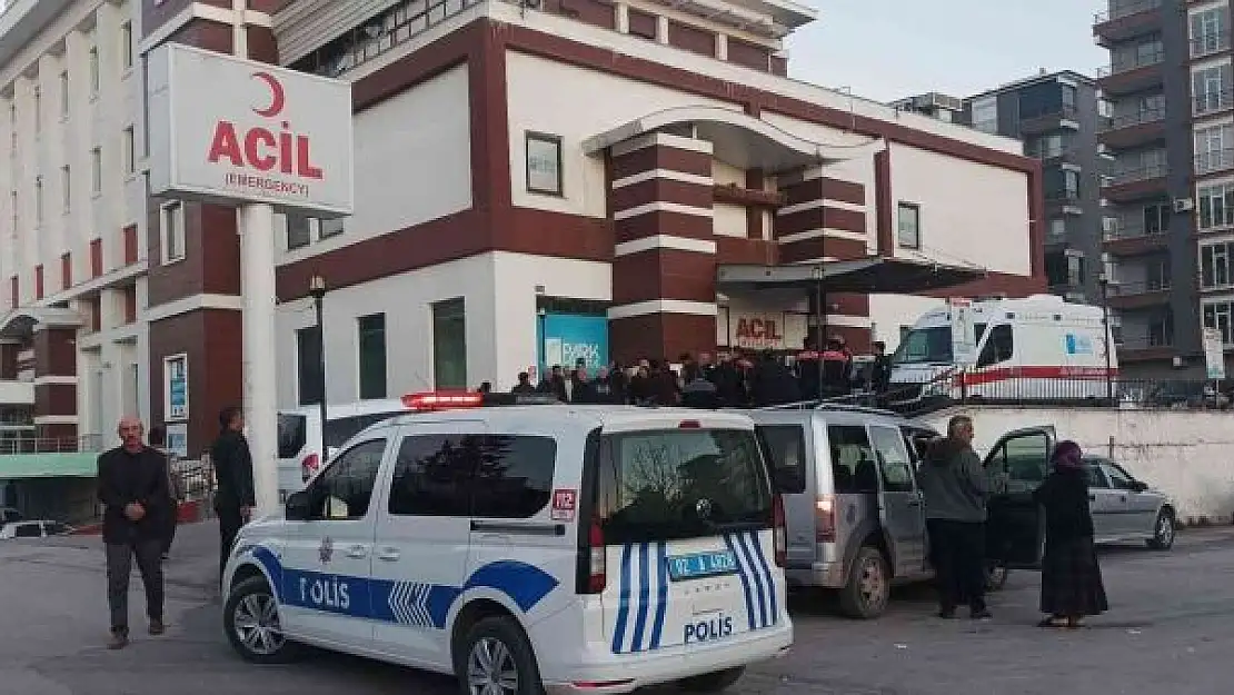 'Hafif ticari aracın çarptığı çocuk hayatını kaybetti'