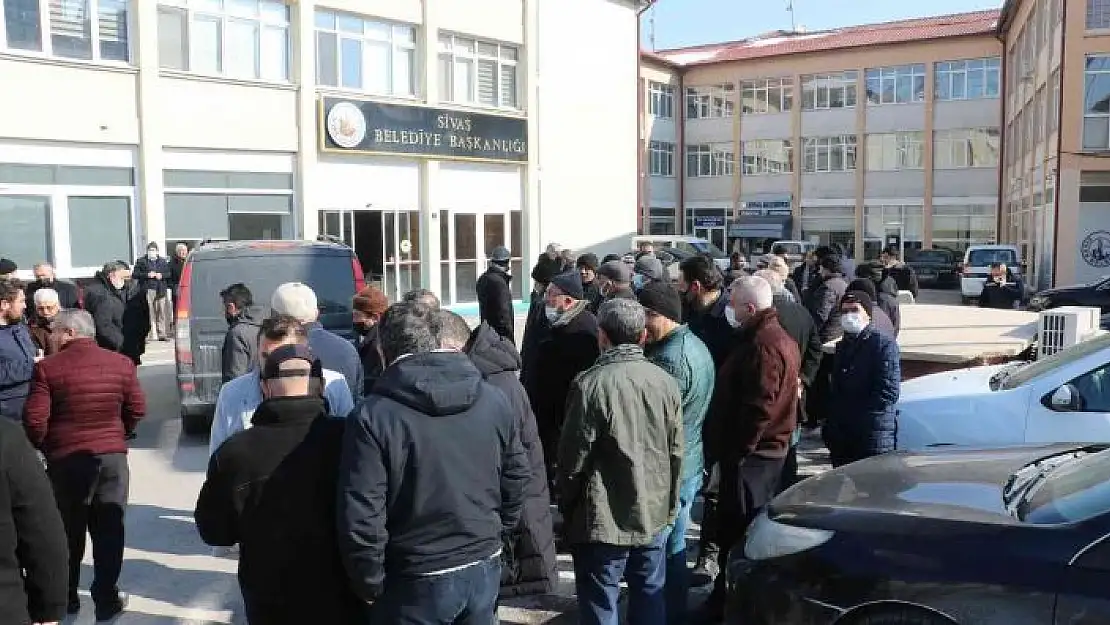 'Halk otobüsü esnafı ücretsiz yolculardan rahatsız'