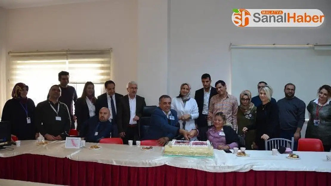 Hastanede engelli personeller ile kutlama