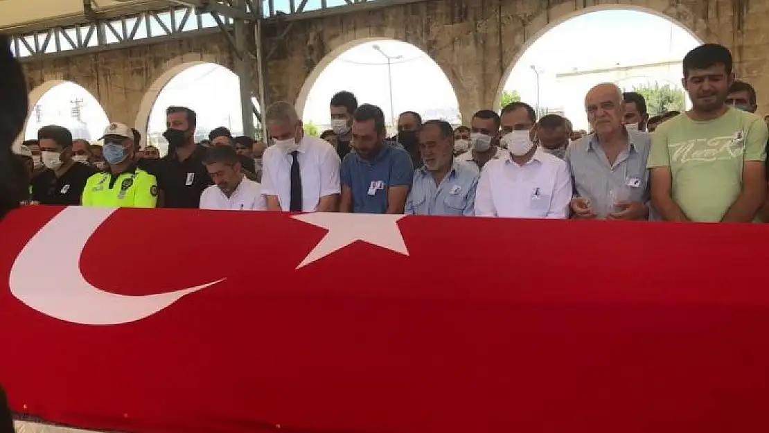 'Hayatını kaybeden polis memuru toprağa verildi'