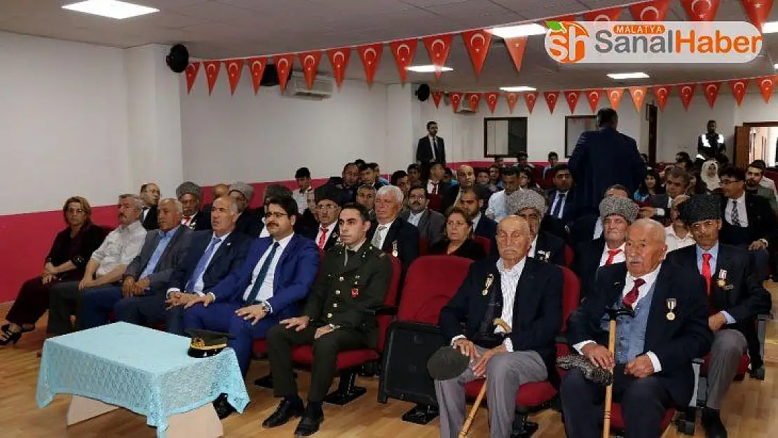 Hekimhan'da, 19 Eylül Gaziler Günü töreni