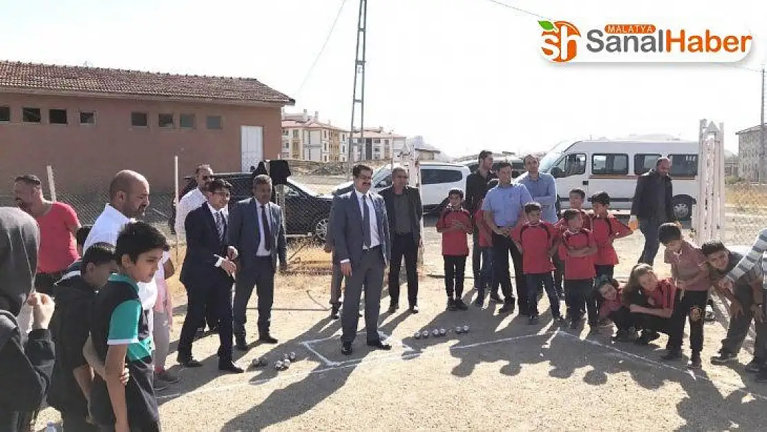 Hekimhan'da Bocce turnuvası