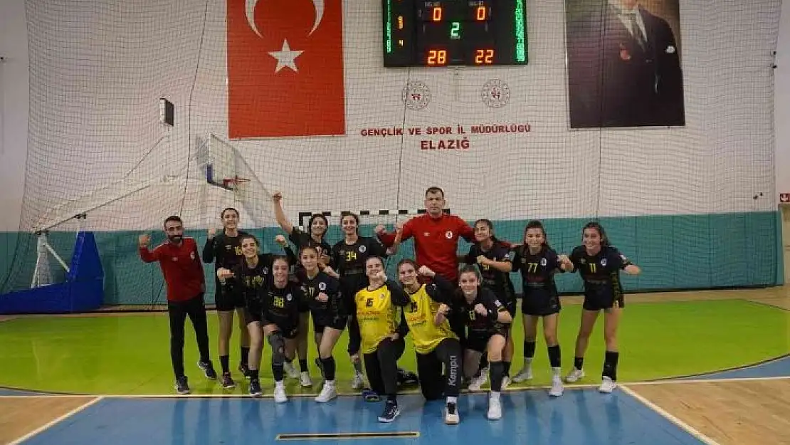 'Hentbol Kadınlar 1. Lig: Elazığ Sosyal Yardımlaşma: 28 - Adasokağı: 22'