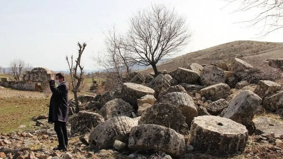 'Heron kutsal alanı yivli sütunları ile gizemini koruyor'