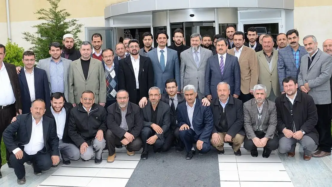 BAŞKAN ESER DİN GÖREVLİLERİ İLE BİR ARAYA GELDİ