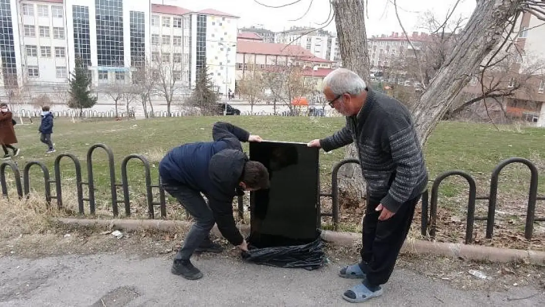 'Hırsızlar yalnız yaşayan adamın ''Tek arkadaşımdı'' dediği televizyonunu geri getirdi'